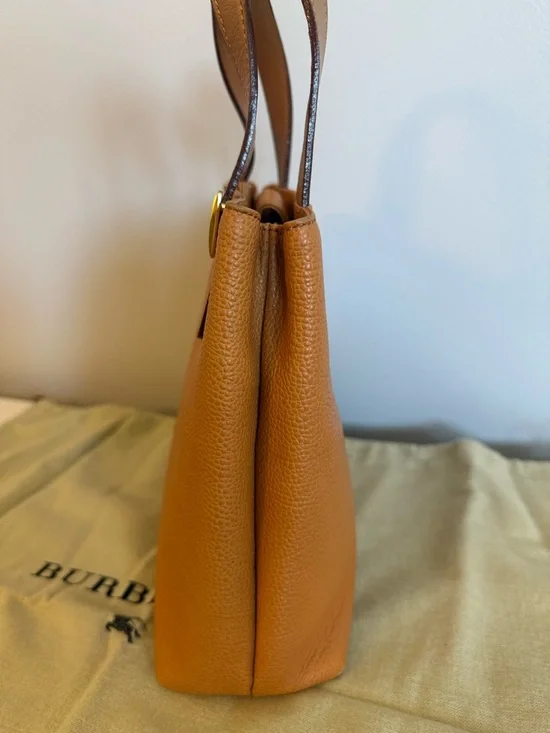 Vintage Burberry Pebbled Leather Handbag and Bi-fold Wallet with Haymarket Check - Picture 5 of 15